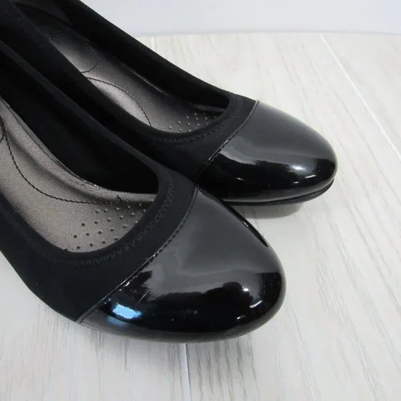 LifeStride Women's Juliana Stretch Wedge Pump -Size 9.5Cap Toe-Shine Black Upper - Picture 6 of 13